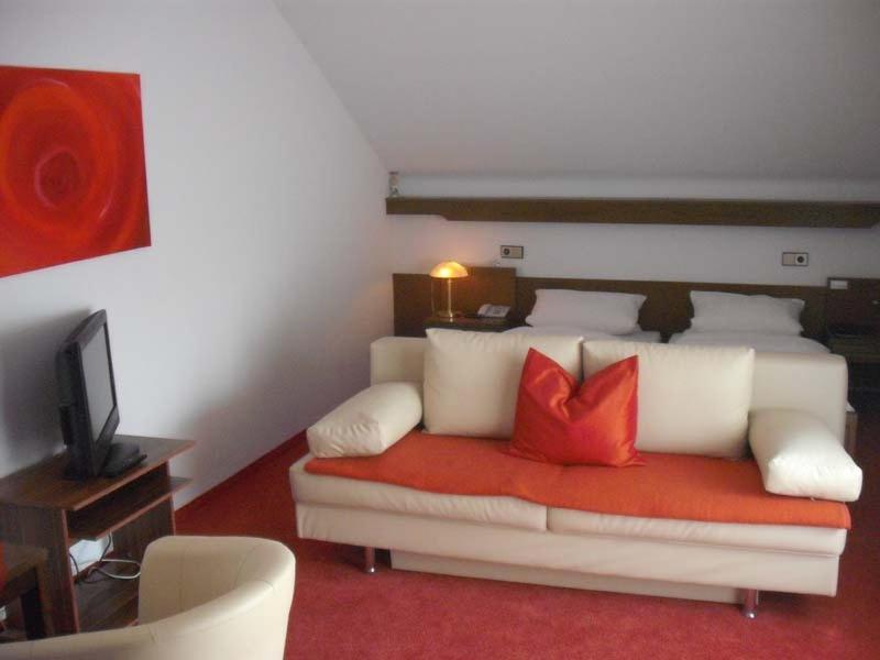 Alte Kelter Hotel Fellbach Room photo