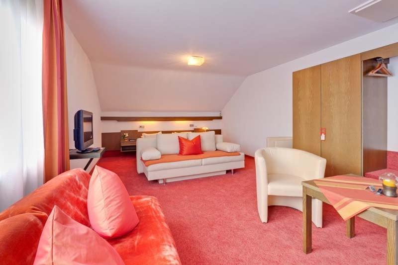 Alte Kelter Hotel Fellbach Room photo